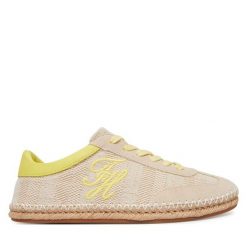 Espadryle Tommy Hilfiger. Brązowe espadryle Tommy Hilfiger, bez wzorów, bez obcasa. Za 449.99 zł.