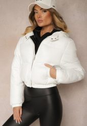 Biała Pikowana Kurtka z Nieodpinanym Kapturem o Krótkim Kroju Tinneira. Białe kurtki Renee, l, bez wzorów, z jeansu, eleganckie. Za 109.99 zł.