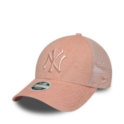 Czapka z daszkiem New Era. Czerwone czapki z daszkiem New Era, bez wzorów. Za 119.99 zł.