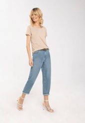 Spodnie jeansowe damskie, Mom Fit, D-TELLSY. Brązowe spodnie materiałowe Volcano, bez wzorów, z bawełny, klasyczne. Za 139.99 zł.