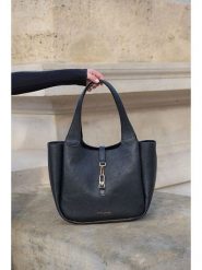 Maison héritage PARIS Skórzany shopper bag "Artic" w kolorze czarnym - 41 x 28 x 11 cm rozmiar: onesize. Czarne shopper bag maison héritage PARIS, bez wzorów, z materiału, na ramię, bez dodatków. Za 354.10 zł.