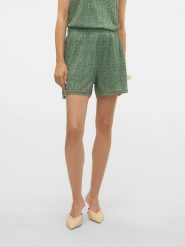 Vero Moda Szorty w kolorze zielonym rozmiar: XL. Zielone szorty Vero Moda, bez wzorów. Za 66.16 zł.