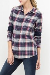 LEE ONE POCKET SHIRT DAMSKA KOSZULA KRATA MEDIEVAL BLUE L45QBF13. Niebieskie koszule Lee, l, bez wzorów, bez kołnierzyka, bez ramiączek. Za 139.99 zł.