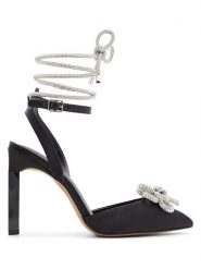 CALL IT SPRING Czółenka w kolorze czarnym rozmiar: 37,5. Czarne czółenka Call it Spring, bez wzorów, klasyczne, bez obcasa, bez zapięcia. Za 173.99 zł.