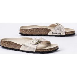 Klapki damskie białe Birkenstock Madrid MF. Białe klapki Birkenstock, bez wzorów, młodzieżowe, bez obcasa, bez zapięcia. Za 259.99 zł.