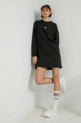 Tommy Jeans sukienka kolor czarny mini oversize. Czarne sukienki Tommy Jeans, m, z aplikacjami, z bawełny, bez kołnierzyka, bez ramiączek, mini, oversize. Za 489.99 zł.