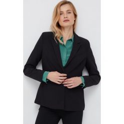 Vero Moda marynarka kolor czarny jednorzędowa gładka. Czarne marynarki i żakiety Vero Moda, l, bez wzorów, klasyczne, bez ramiączek. W wyprzedaży za 159.99 zł.