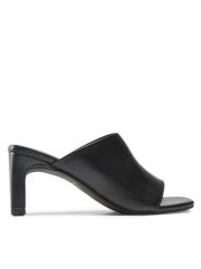 Vagabond Klapki Luisa 5312-201-20 Czarny. Czarne klapki Vagabond Shoemakers, bez wzorów, ze skóry, bez obcasa, bez zapięcia. Za 369.99 zł.
