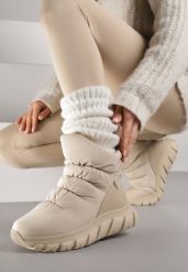 Ciemnobeżowe Śniegowce na Platformie z Tłoczeniem i Pikowaną Cholewką Resisia. Brązowe śniegowce Renee, bez wzorów, z puchu, bez zapięcia. Za 189.99 zł.