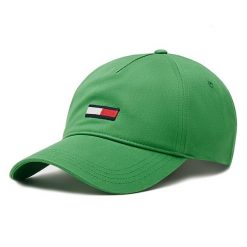 Czapka z daszkiem Tommy Jeans. Zielone czapki z daszkiem Tommy Jeans, bez wzorów, z jeansu. Za 59.99 zł.