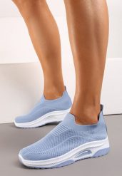 Niebieskie Wsuwane Buty Sportowe na Koturnie z Perforacją Mellarina. Niebieskie buty sportowe lifestyle Born2be, bez wzorów, bez zapięcia. W wyprzedaży za 42.49 zł.