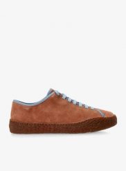 Buty outdoor damskie Camper Peu Terreno. Brązowe buty trekkingowe Camper, bez wzorów, z gumy, bez zapięcia, outdoorowe. Za 615.99 zł.