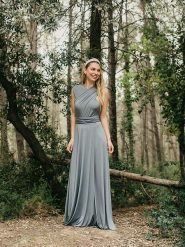 Ceylan Sukienka w kolorze szarym rozmiar: 34-44. Szare sukienki Ceylan, bez wzorów, bez kołnierzyka, bez ramiączek, maxi. Za 294.28 zł.