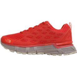 The North Face ENDURUS TR Obuwie do biegania Szlak juicy red/desert flower orange. Niebieskie buty treningowe marki comma casual identity, z materiału, casualowe. Za 549.00 zł.