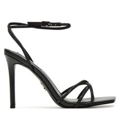 Sandały Steve Madden. Czarne sandały Steve Madden, bez wzorów, bez obcasa, na szpilce, bez zapięcia. Za 519.99 zł.