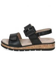 Caprice Skórzane sandały w kolorze czarnym na koturnie rozmiar: 41. Czarne sandały Caprice, bez wzorów, z otwartym noskiem, bez obcasa, na koturnie, bez zapięcia. Za 153.71 zł.