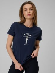 4F T-shirt regular z nadrukiem damski - granatowy L. Niebieskie t-shirty 4f, l, bez wzorów, z bawełny, bez kołnierzyka, bez ramiączek. Za 49.99 zł.
