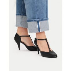 Czółenka JENNY. Czarne czółenka Jenny, bez wzorów, bez obcasa, bez zapięcia. Za 139.99 zł.