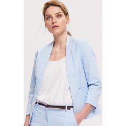 Taliowany żakiet - Niebieski. Marynarki i żakiety marki Reserved. Za 139.99 zł.