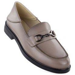 Skórzane półbuty damskie mokasyny beżowe Vinceza 18117. Brązowe mokasyny VINCEZA, bez wzorów, ze skóry. Za 169.99 zł.