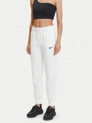 Nike Spodnie dresowe Phoenix Fleece FZ7626 Biały Regular Fit. Białe spodnie dresowe Nike, bez wzorów, z bawełny. Za 239.99 zł.
