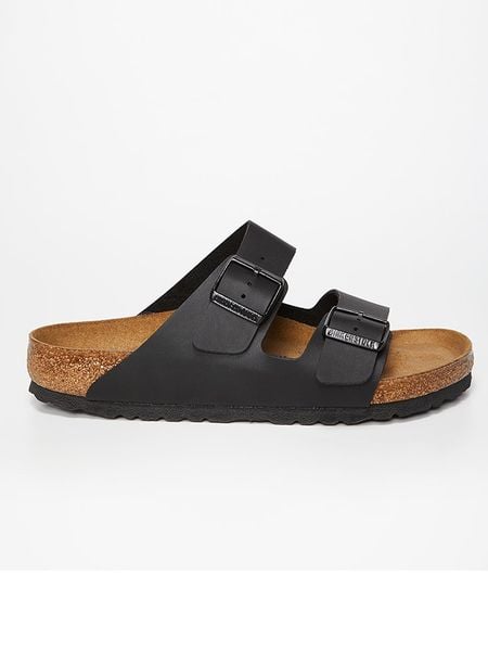 Birkenstock Klapki "Arizona" w kolorze czarnym rozmiar: 45. Czarne klapki Birkenstock, bez wzorów, klasyczne, z otwartym noskiem, bez obcasa, bez zapięcia. Za 333.03 zł.