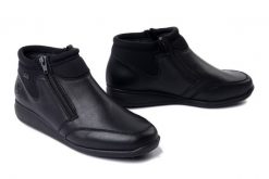 RIEKER 47270-00 black, botki damskie. Czarne botki Rieker, bez wzorów, bez obcasa, bez zapięcia. Za 319.92 zł.