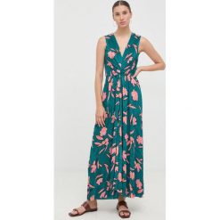 MAX&Co. sukienka kolor zielony maxi rozkloszowana. Zielone sukienki MAX&Co., l, bez wzorów, z tkaniny, bez kołnierzyka, bez ramiączek, maxi, rozkloszowane. W wyprzedaży za 599.99 zł.