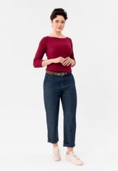 Luźne spodnie denimowe R-ALYA. Spodnie materiałowe Volcano, bez wzorów, z bawełny, klasyczne. Za 169.99 zł.