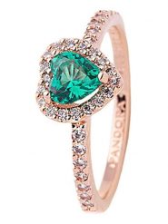 Pandora Pozłacany pierścionek z cyrkoniami rozmiar: 50. Różowe pierścionki Pandora, z cyrkonią, pozłacane. Za 347.99 zł.