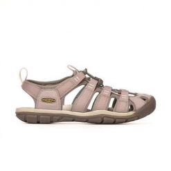 Buty do chodzenia damskie Teva Keen Clearwater Cnx. Czerwone trekkingi Keen, bez wzorów, bez zapięcia, trekkingowe. Za 388.99 zł.