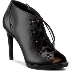 Szpilki MICHAEL MICHAEL KORS - Thalia Bootie 40S7THHE5L Black. Botki marki MICHAEL Michael Kors. W wyprzedaży za 689.00 zł.