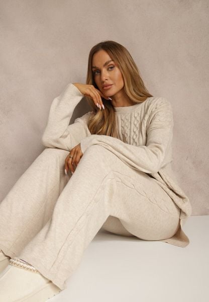 Jasnobeżowy Dzianinowy Komplet z Wełną w Warkoczowy Splot Spodnie i Sweter Reinette. Brązowe swetry Renee, bez wzorów, z dzianiny, bez ramiączek. Za 139.99 zł.