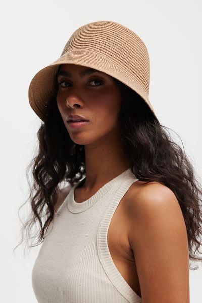 KAPELUSZ BUCKET RETRO KARMELOWY One size - Flawless. Kapelusze Flawless, na lato, bez wzorów, eleganckie. Za 210.00 zł.