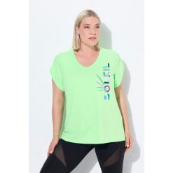Damskie Koszulka funkcyjna Soleil klasyczny krój dekolt w serek rękaw 1/2. Zielone t-shirty sportowe Ulla Popken, plus size, bez wzorów, z elastanu, bez ramiączek. W wyprzedaży za 159.99 zł.