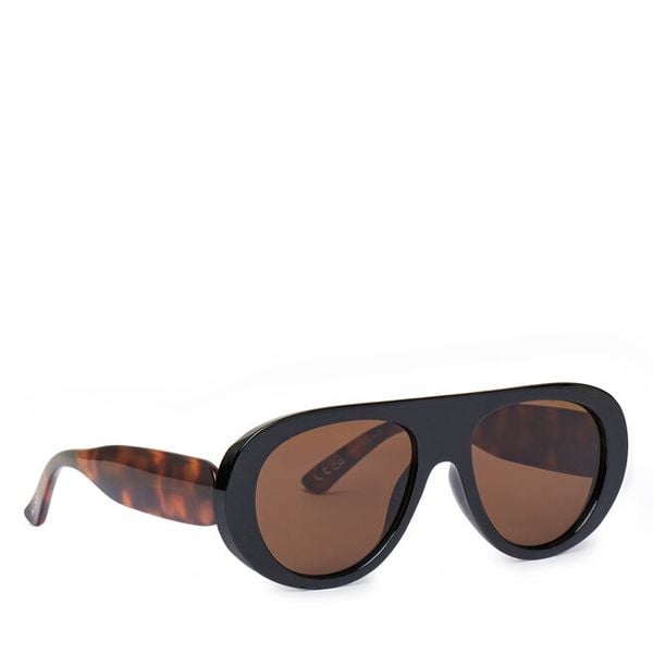 Okulary przeciwsłoneczne Aldo. Brązowe okulary przeciwsłoneczne Aldo, bez wzorów. Za 79.99 zł.