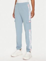 EA7 Emporio Armani Spodnie dresowe 3DTP64 TJKWZ 1533 Błękitny Regular Fit. Niebieskie spodnie dresowe EA7 Emporio Armani, bez wzorów, z dresówki. Za 299.99 zł.