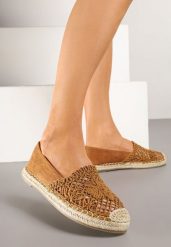 Jasnobrązowe Ażurowe Espadryle na Podeszwie z Plecionki Nusariana. Brązowe espadryle Renee, w ażurowe wzory, z jeansu, eleganckie, bez obcasa, na płaskiej podeszwie. W wyprzedaży za 75.99 zł.