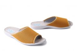 ADANEX 29552 SAK1VN żółty, kapcie damskie. Żółte kapcie Adanex, bez wzorów. Za 41.99 zł.