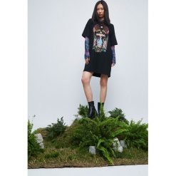 Medicine sukienka bawełniana kolor czarny mini oversize. Czarne sukienki MEDICINE, l, bez wzorów, z bawełny, bez kołnierzyka, bez ramiączek, mini, oversize. Za 89.90 zł.