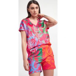 T-shirt Laxima SPORTALM. Czerwone t-shirty Sportalm, z aplikacjami, z materiału, bez kołnierzyka, bez ramiączek. Za 719.00 zł.