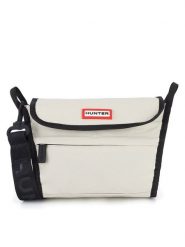 Hunter Saszetka HTR-K-006-06 Beżowy. Brązowe nerki i saszetki Hunter, bez wzorów, z materiału, bez dodatków. Za 149.99 zł.