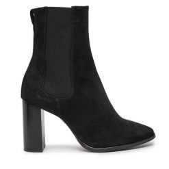 Botki Calvin Klein. Czarne botki Calvin Klein, bez wzorów, bez obcasa, na słupku, bez zapięcia. Za 559.99 zł.