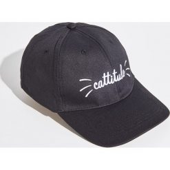 Czapka z daszkiem Cattitude - Czarny. Czapki z daszkiem marki TRIBORD. W wyprzedaży za 9.99 zł.