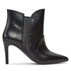 Botki Baldowski. Czarne botki Baldowski, bez wzorów, bez obcasa, na szpilce, bez zapięcia. Za 449.99 zł.