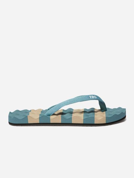 Klapki damskie TBS Ulriane. Brązowe klapki TBS, bez wzorów, z materiału, eleganckie, bez obcasa, bez zapięcia. Za 131.00 zł.