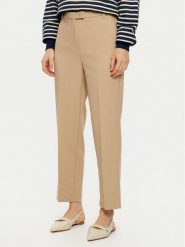 Tommy Hilfiger Chinosy WW0WW44090 Beżowy Regular Fit. Brązowe chinosy Tommy Hilfiger, bez wzorów, z syntetyku. Za 389.99 zł.