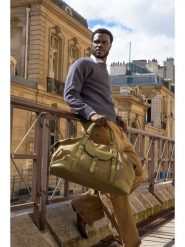 Victor & Hugo Paris Torba podróżna "Charly" w kolorze zielonym - 55 x 37 x 28 cm rozmiar: onesize. Zielone torby podróżne Victor & Hugo Paris, bez wzorów, z materiału, przez ramię. Za 347.99 zł.