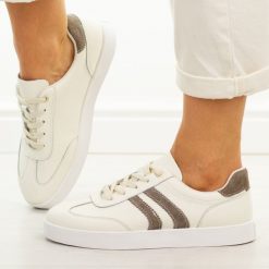 Beżowe skórzane półbuty damskie Vinceza 41505. Brązowe buty sportowe lifestyle VINCEZA, na jesień, bez wzorów, z dresówki, casualowe, z okrągłym noskiem, bez obcasa, na płaskiej podeszwie. W wyprzedaży za 192.72 zł.