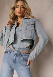 Niebieska Jeansowa Krótka Kurtka z Zapinanymi na Guziki Kieszeniami Mightema. Niebieskie kurtki Renee, na lato, l, bez wzorów, z jeansu, eleganckie, bez kaptura. W wyprzedaży za 97.49 zł.